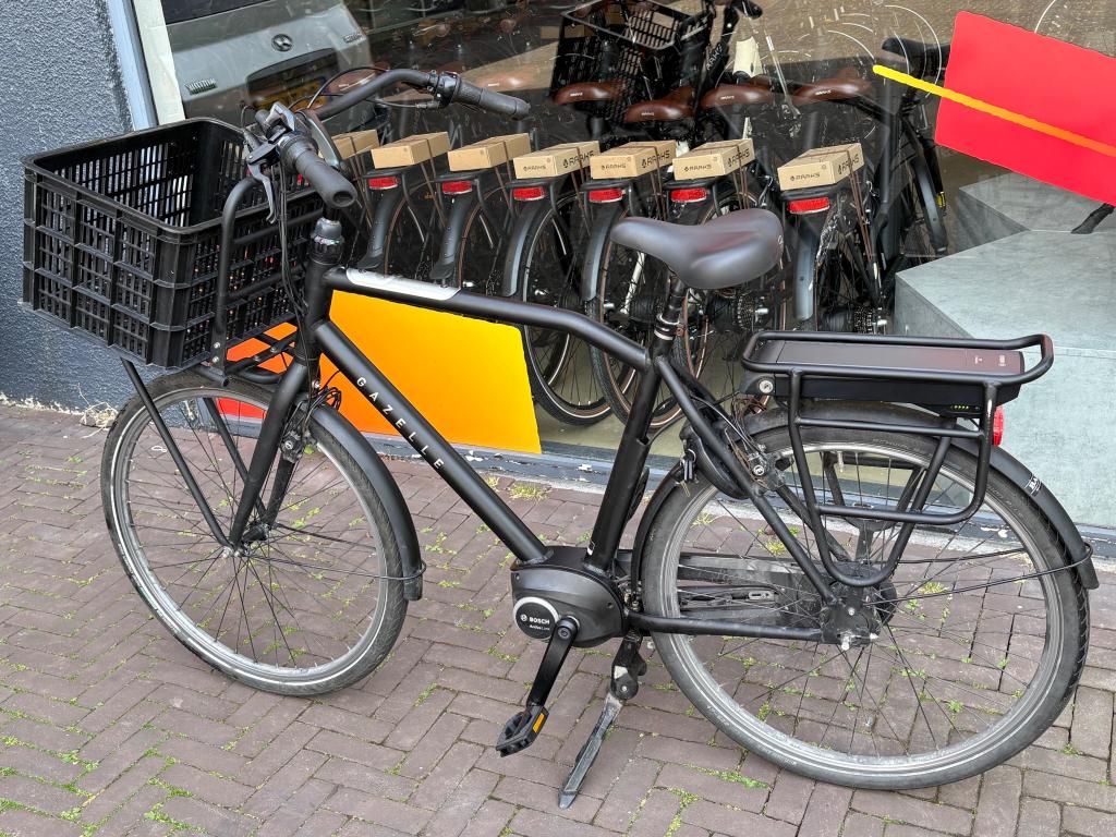 Fietshokje Hoofddorp: Gazelle Heavy Duty Bosch Middenmotor, Niet ingevuld, Niet ingevuld, Ophalen of Verzenden, Zo goed als nieuw