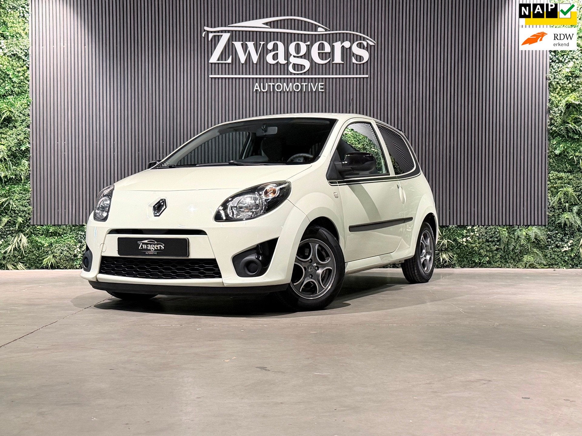 Renault Twingo 1.2-16V Collection | Airco | Elek.r | Nap | G, Auto's, Gebruikt, 4 cilinders, Met garantie (alle), 4 stoelen