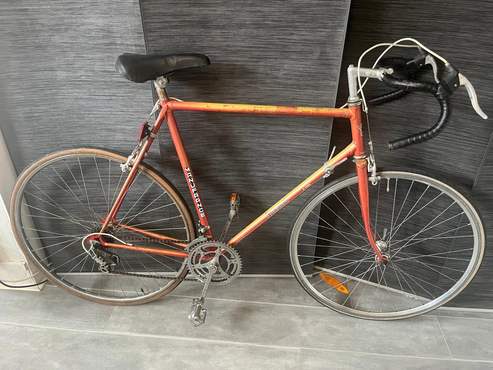 Vintage Hirondelle racefiets, 28 inch, Gebruikt, 10 tot 15 versnellingen, Velgrem