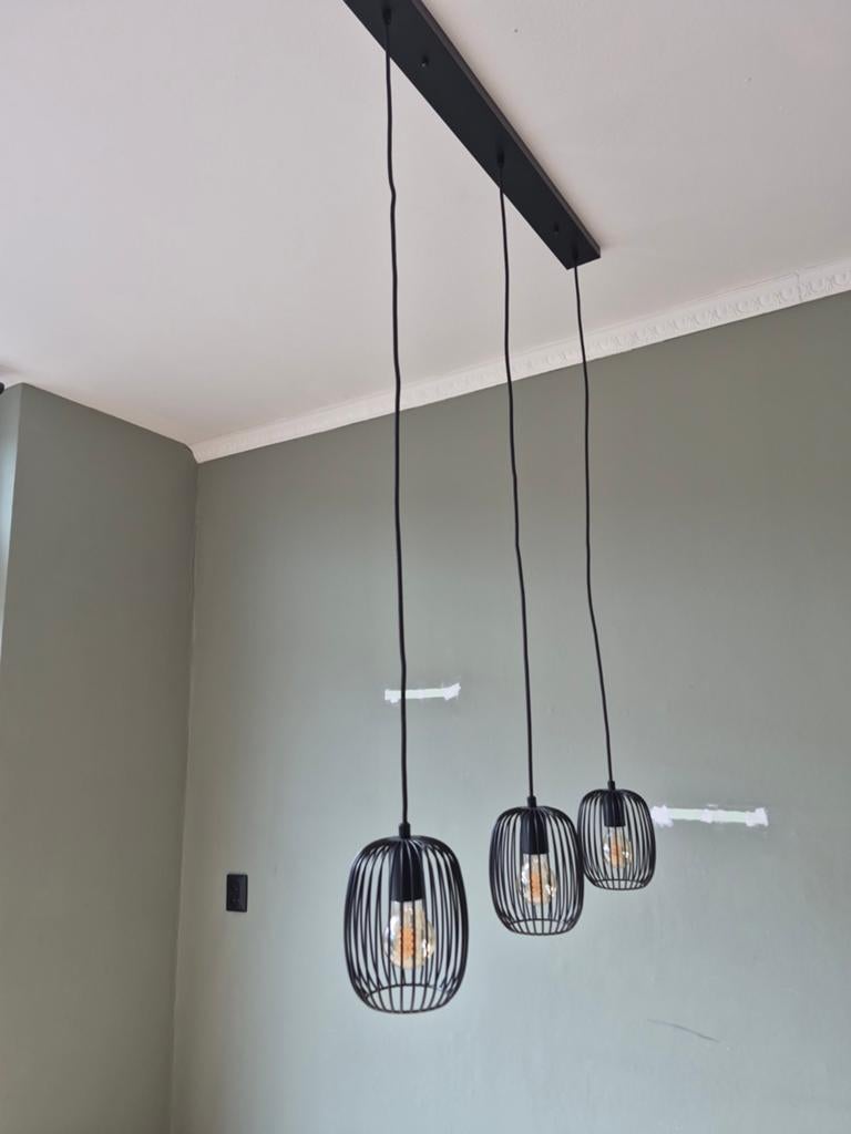 Zwarte hanglamp met 3 kooilampen - industrieel design, Ophalen, Industrieel, Modern, Zo goed als nieuw, Metaal