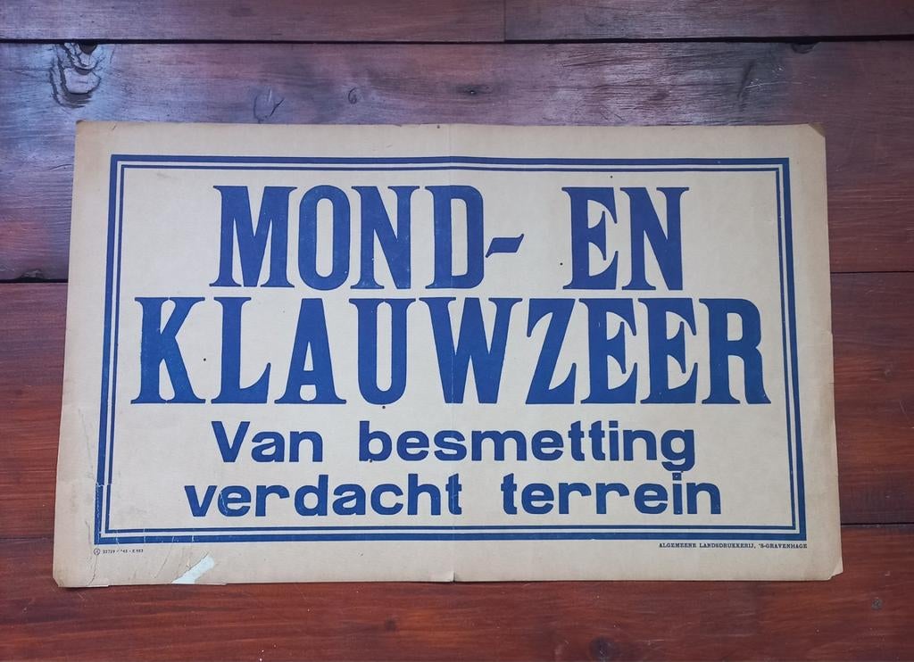 Nederlandse 1943 gedateerde Mond- en Klauwzeer Poster, Verzamelen, Militaria | Tweede Wereldoorlog, Ophalen of Verzenden, Luchtmacht