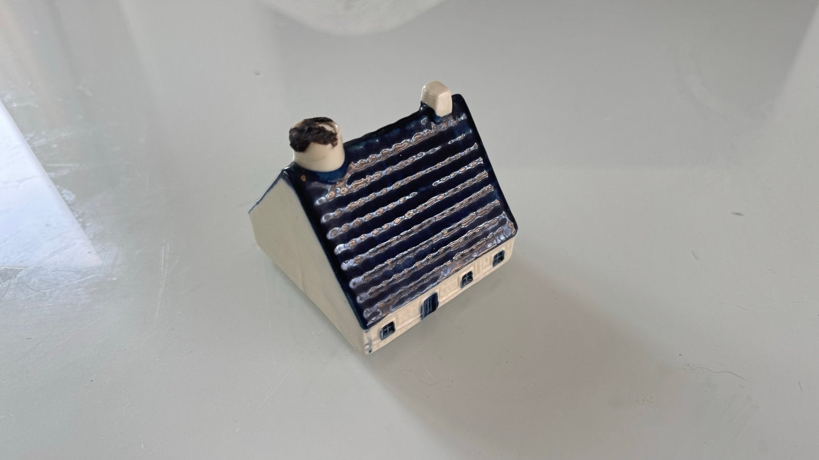 Rynbende Delfts blauw huisje nr. 4 met inhoud, Antiek en Kunst, Ophalen of Verzenden
