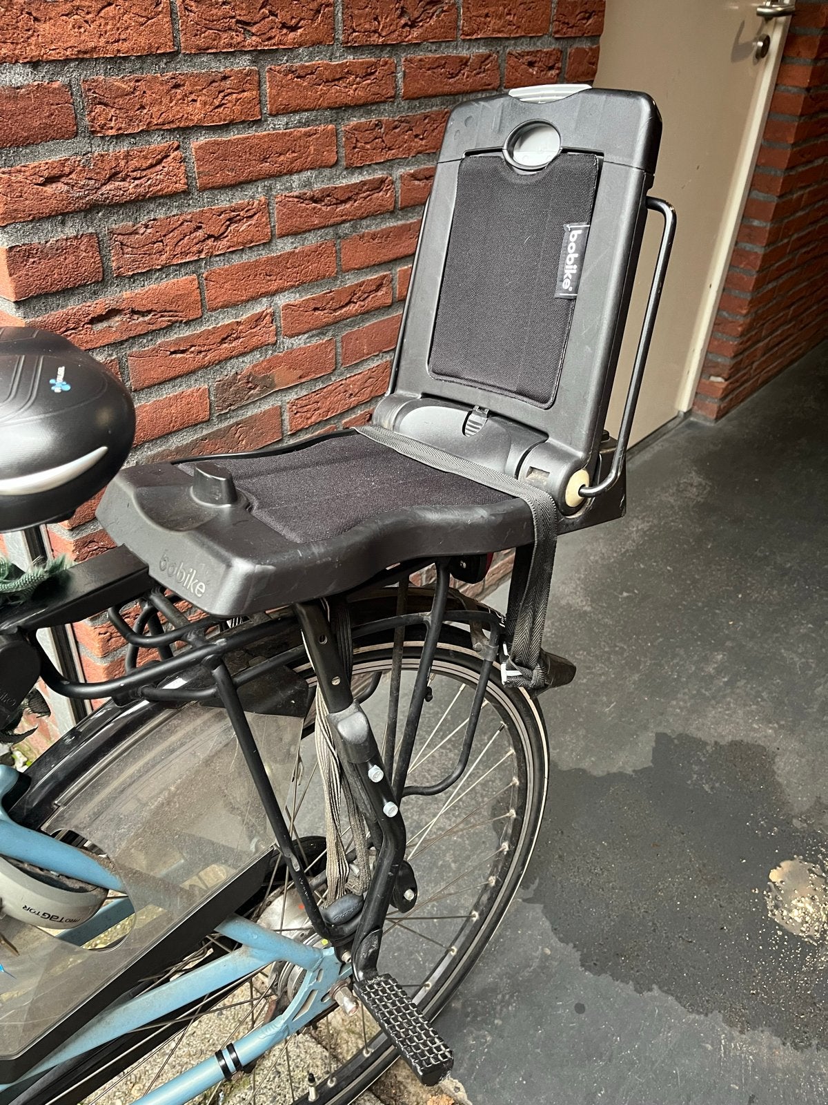 Bobike Junior Classic Achterzitje Urban Black, Achterzitje, 22 t/m 36 kg, Ophalen of Verzenden, Gebruikt