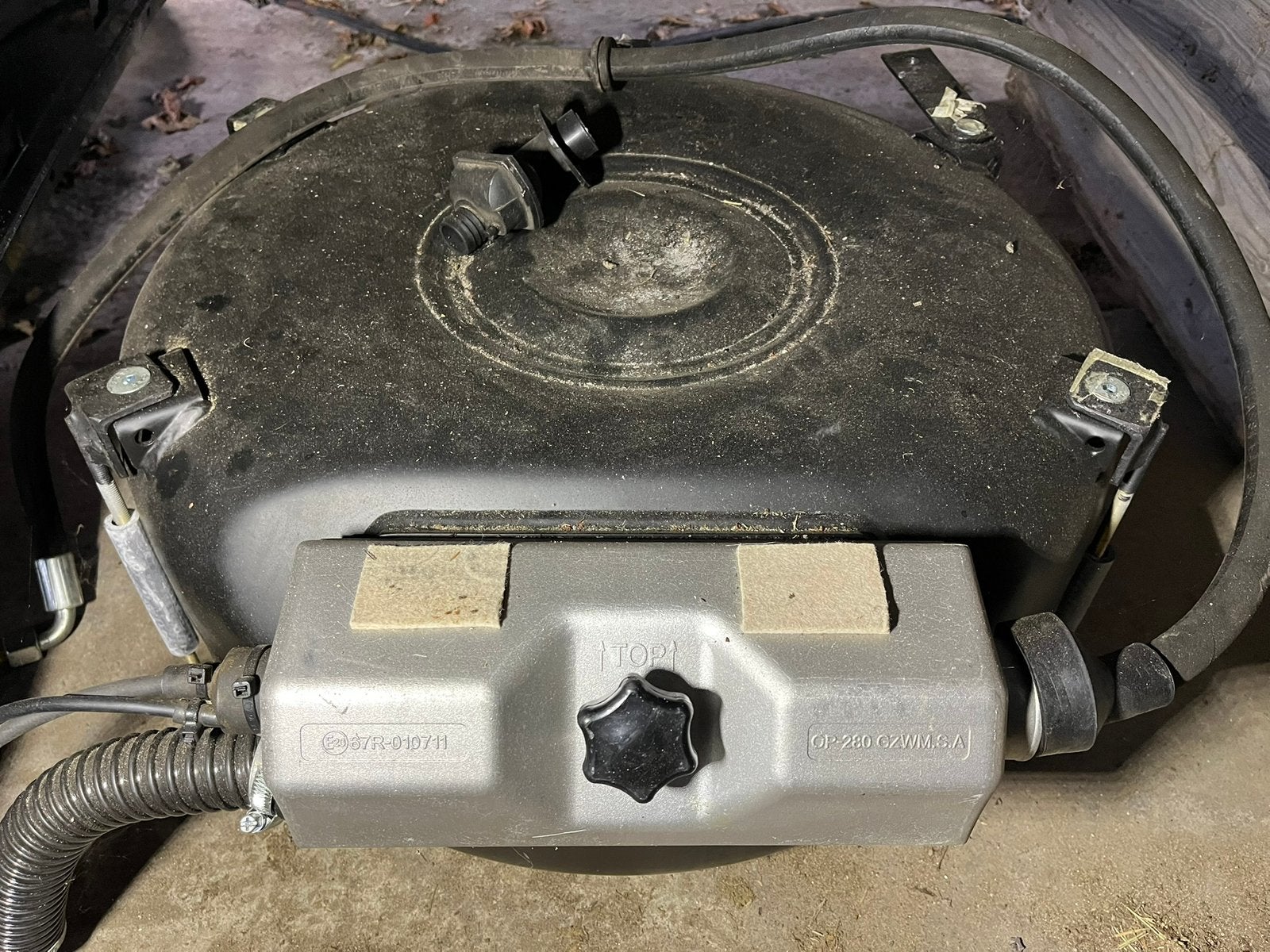 Lpi G3 installatie tank reservewiel, Auto-onderdelen, Ophalen