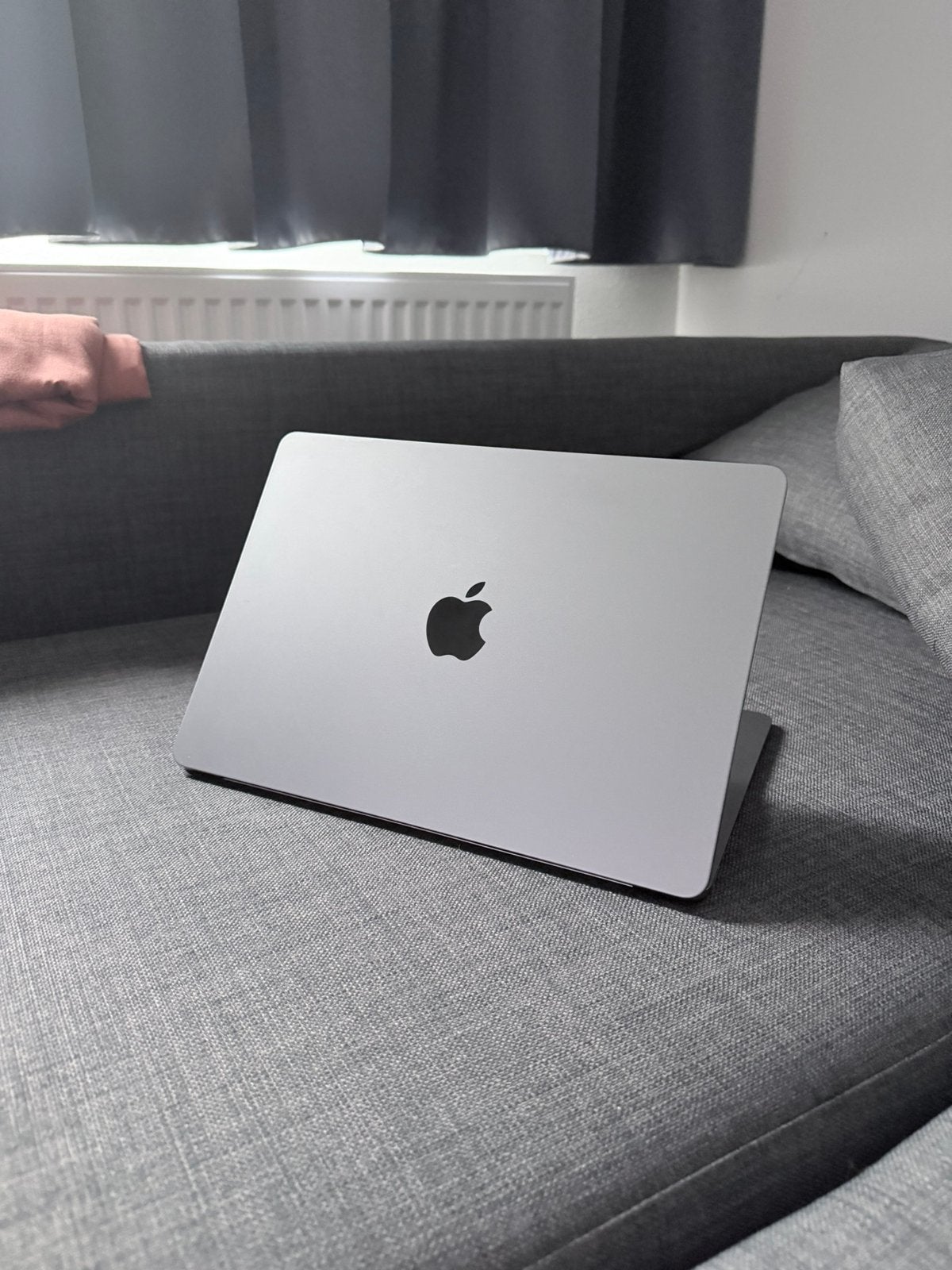 Foto 4 van MacBook Air M2 8gb RAM 512gb SSD