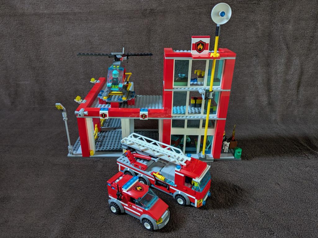 LEGO Brandweerkazerne 60004, City, Lego, Ophalen of Verzenden, Zo goed als nieuw