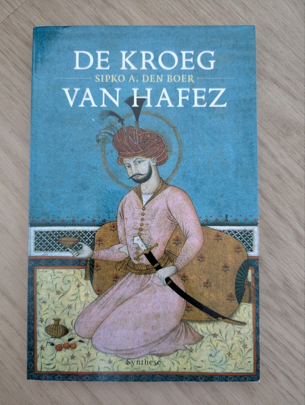 De Kroeg van Hafez - Sipko A. den Boer, Boeken, Ophalen of Verzenden, Zo goed als nieuw, Nederland, Sipko A. den Boer