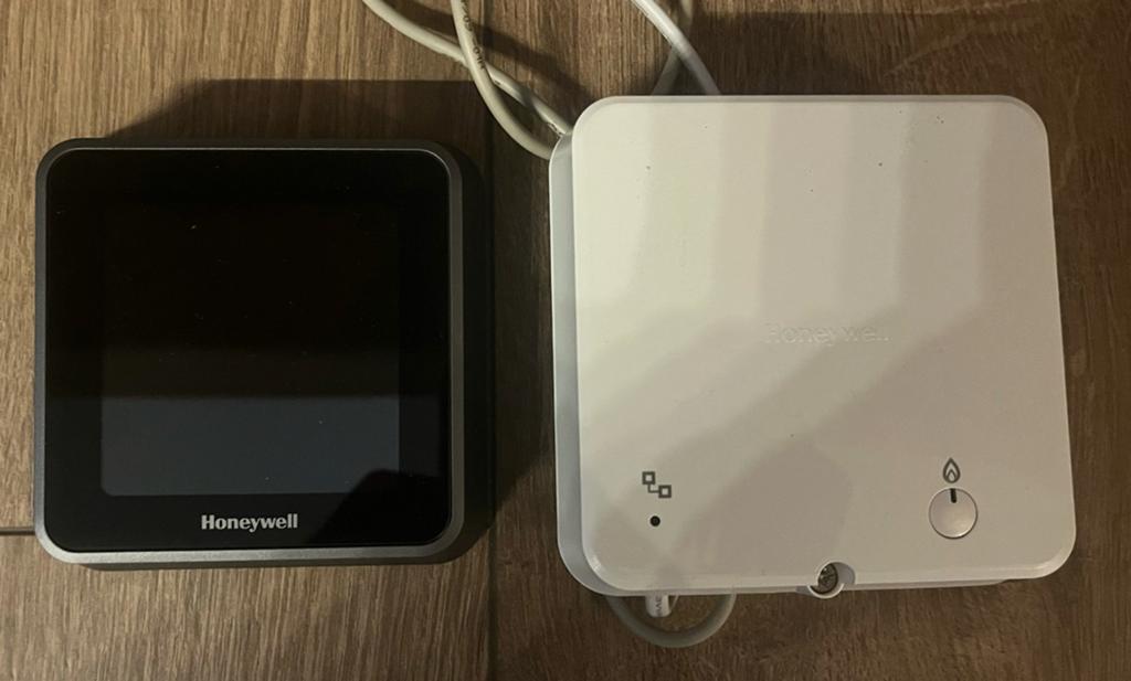 Honeywell T6 slimme thermostaat, Ophalen of Verzenden, Slimme thermostaat, Zo goed als nieuw