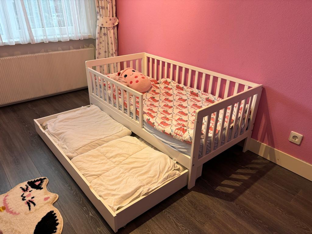 Wit kinderbed Petite Amelie met lade - 144x75 cm, Ophalen, 70 tot 85 cm, 140 tot 160 cm, Zo goed als nieuw