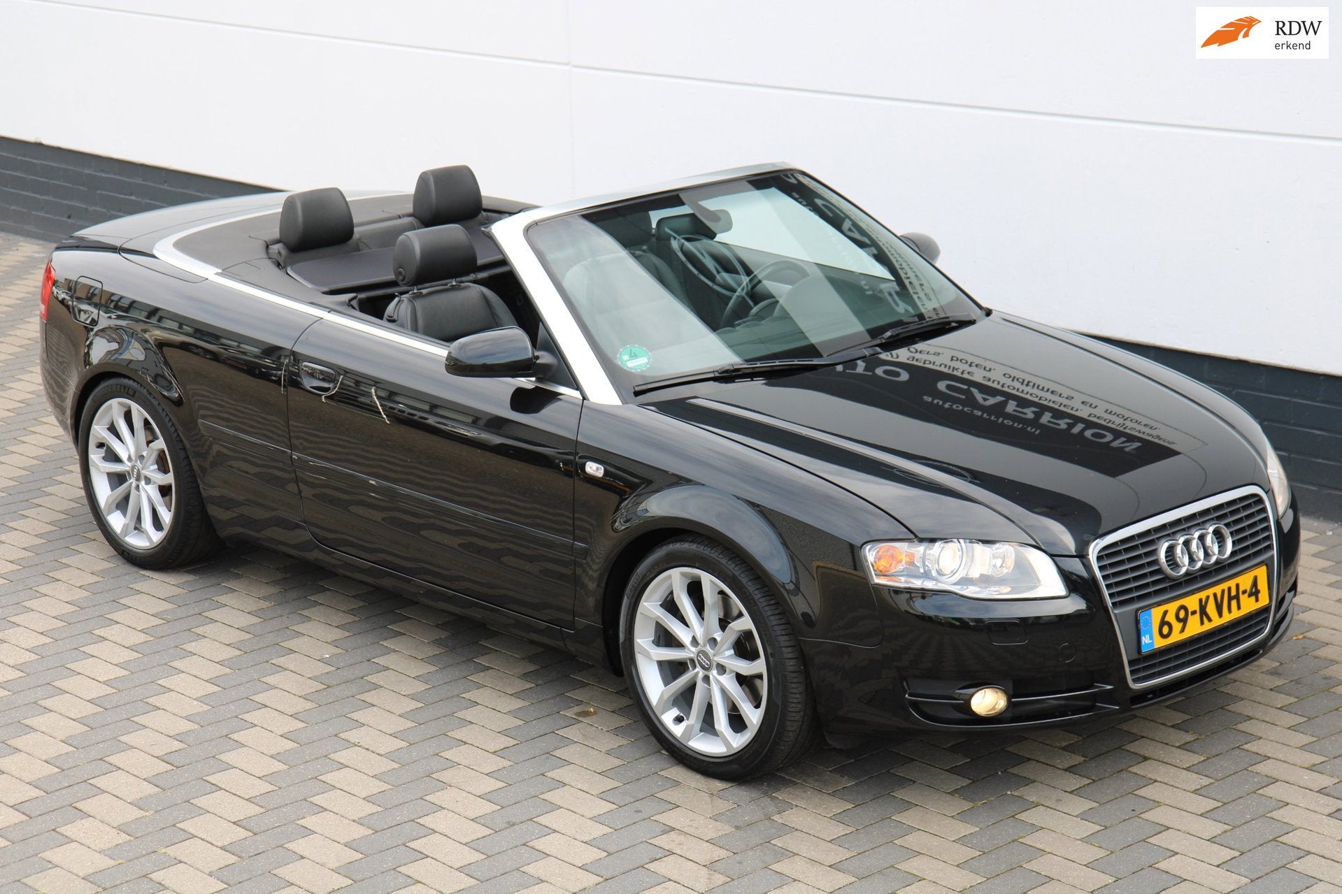 Audi A4 Cabriolet 2.0 TFSI 200PK Automaat Airco CarPlay Luxe, Auto's, Gebruikt, Zwart, 4 cilinders, 4 stoelen