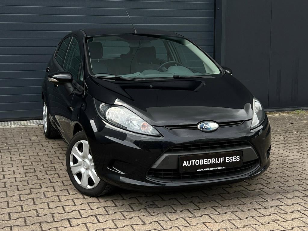 Ford Fiesta 1.25 Limited |AIRCO|MF-STUUR|ELEKT. RAMEN|CV, Voorwielaandrijving, Euro 5, Stof, 1242 cc
