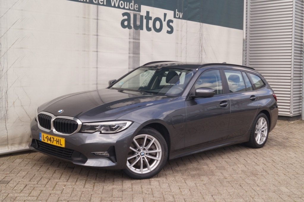 BMW 3 Serie Touring 320e PHEV Business Edition Plus -LEER-EC, Auto's, BMW, Automaat, 1998 cc, Gebruikt, Euro 6
