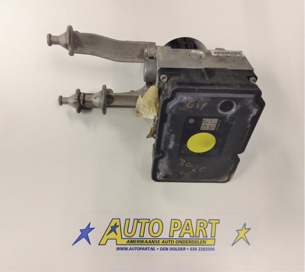 Chrysler 300C ABS pomp 2006-2007, Auto-onderdelen, Remmen en Aandrijving, Amerikaanse onderdelen, Chrysler, Gebruikt, Ophalen of Verzenden
