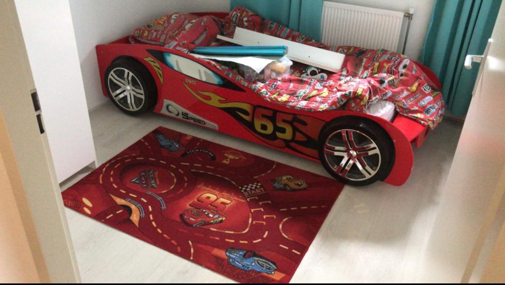 Autobed, Ophalen, 85 tot 100 cm, Zo goed als nieuw, Lattenbodem