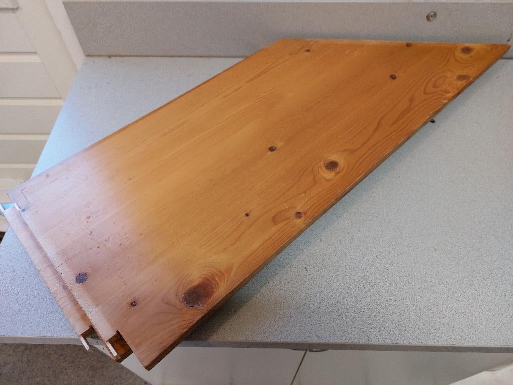 2 gelakte lundia planken met hoek 30 breed (hoek van 49-77), Ophalen of Verzenden, Gebruikt