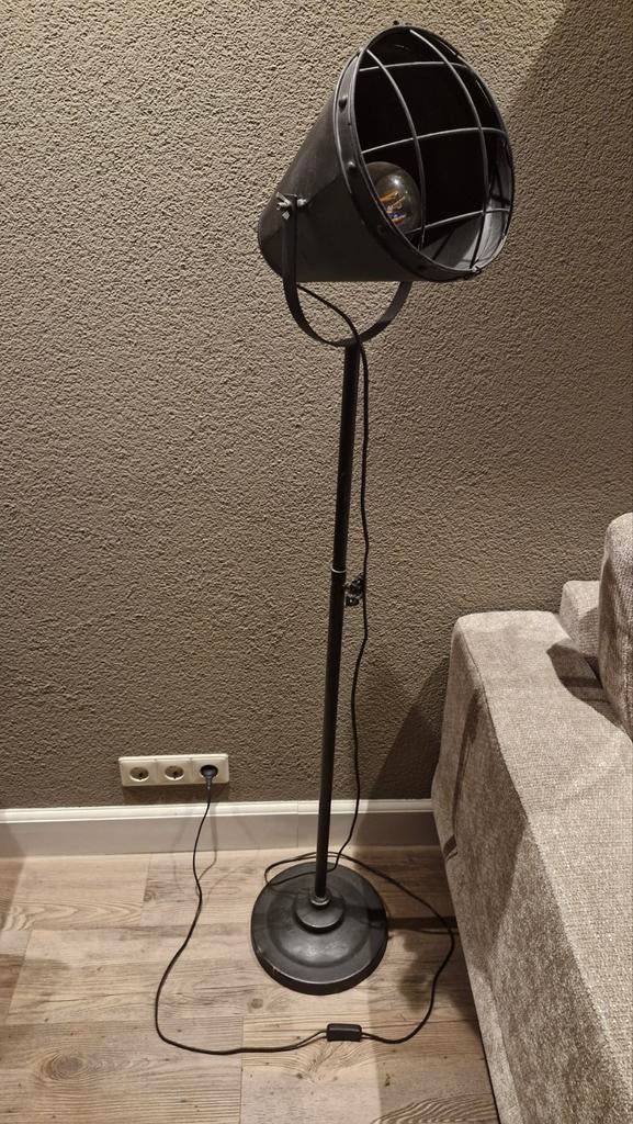 Lamp industrieel, Huis en Inrichting, Ophalen, Gebruikt, 150 tot 200 cm