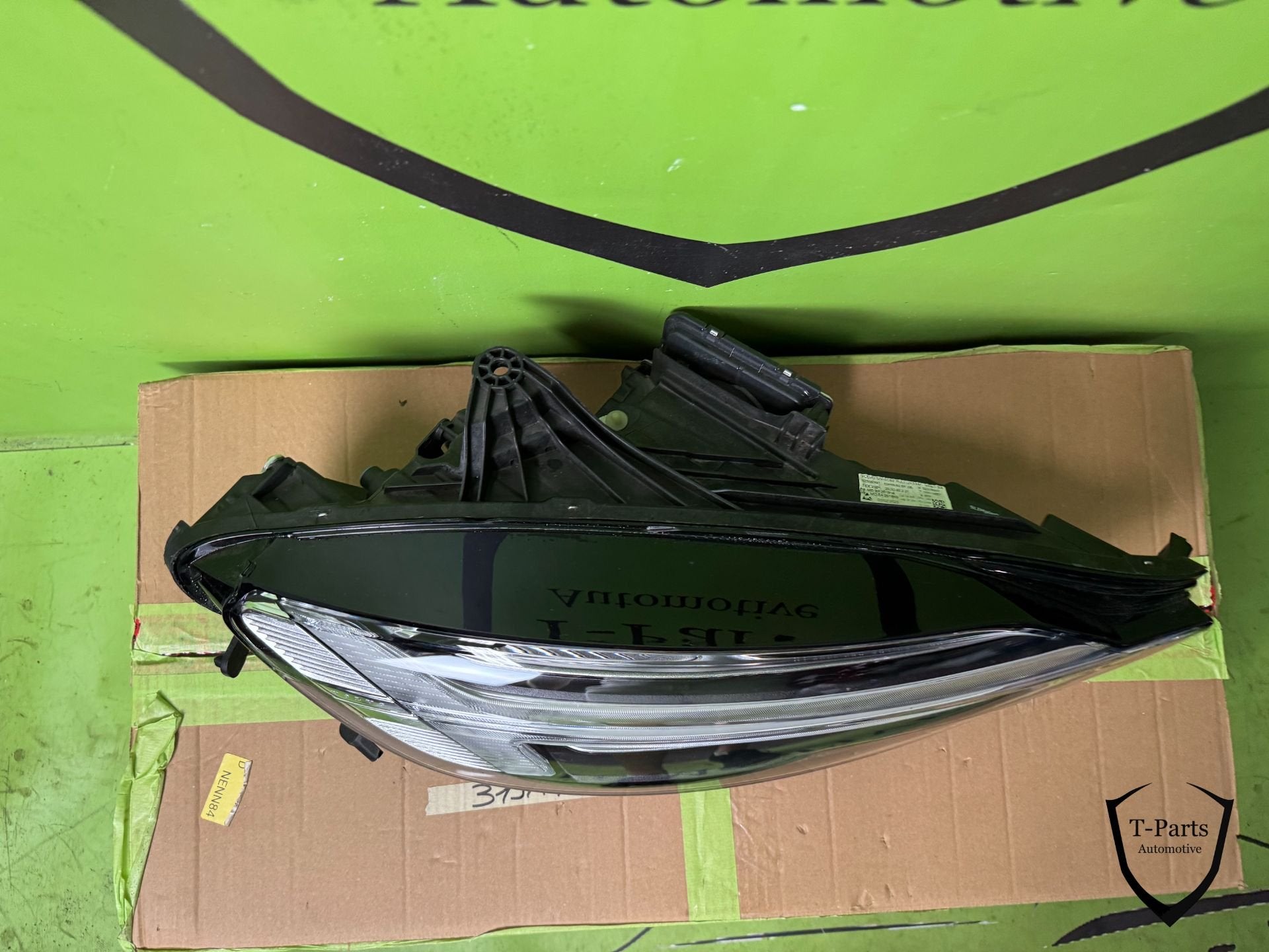 rechts koplamp VOLVO V60 S60 VOLLEDIG LED LHD 18- 32338997 m, Gebruikt, Gunnar Engellaus vag 8
405 31  Gothenburg, SE, Info@volvocars.com