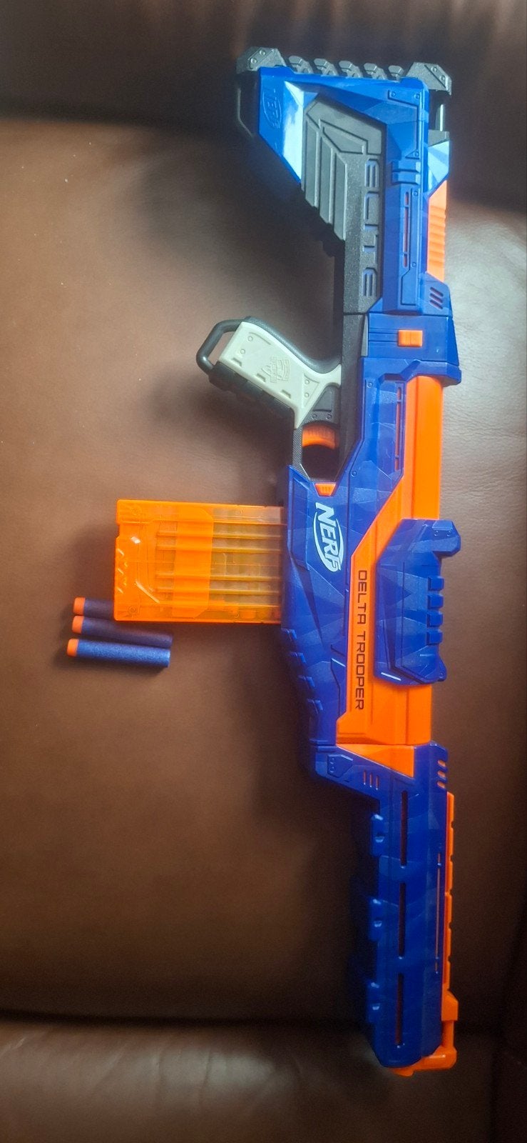 Nerf Elite Delta Trooper met magazijn en 15 pijltjes, Ophalen of Verzenden, Zo goed als nieuw, Jongen of Meisje