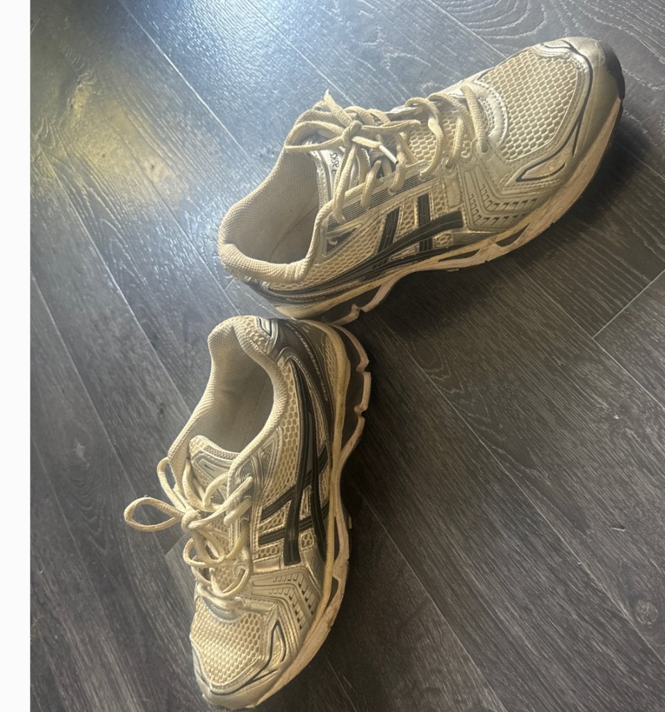Asic kayano 14, Wit, Ophalen of Verzenden, Sneakers of Gympen, Gedragen