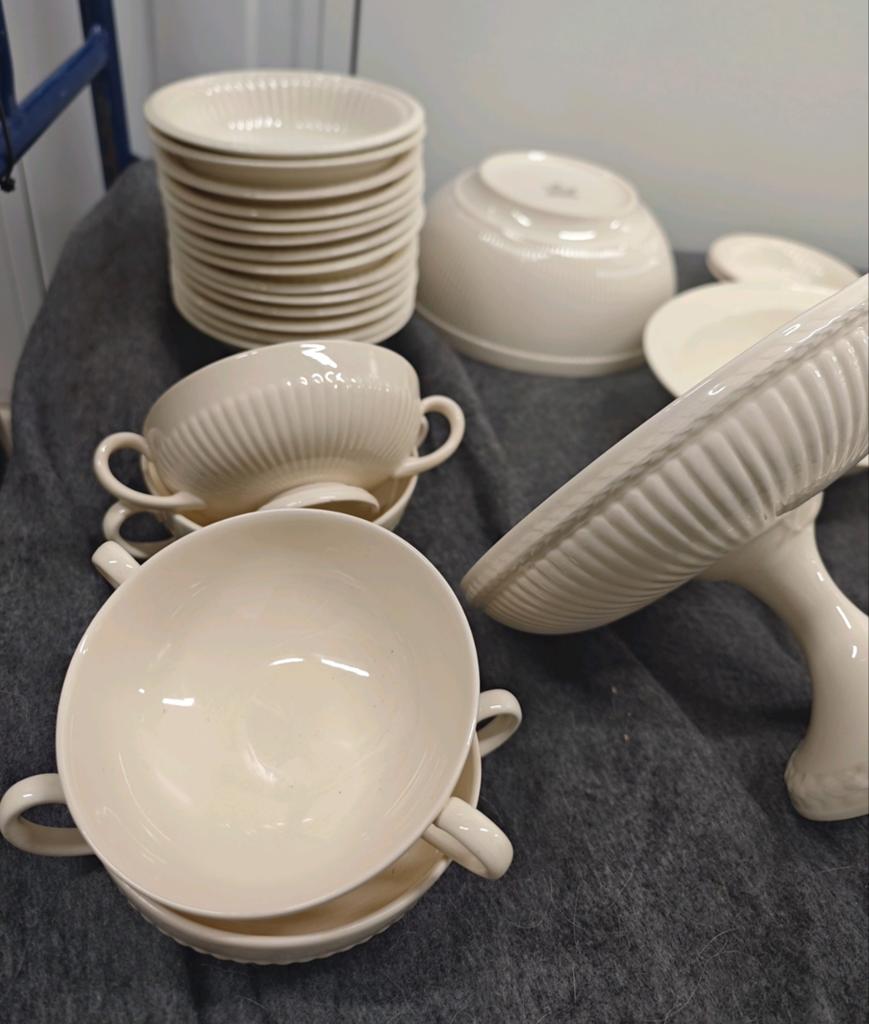 Wedgwood Edme divers, 129 st - veel schalen!, Ophalen, Porselein, Overige stijlen, Schaal of Schalen