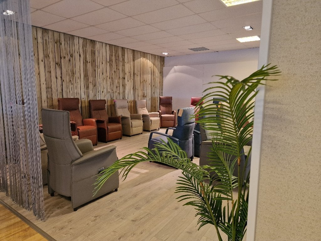 Relax en Sta op stoelen bij Zitgemak Joure, Ophalen of Verzenden, Nieuw, Metaal