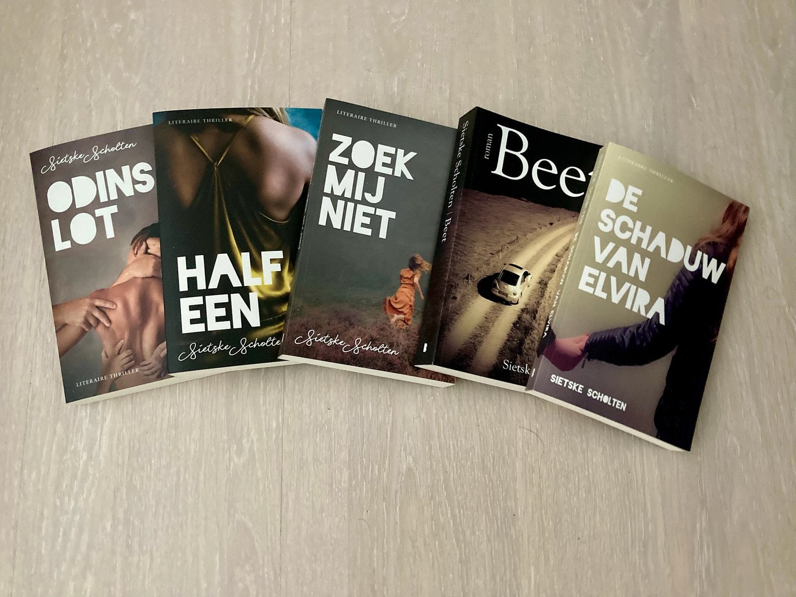 5 boeken van Sietske Scholten, Boeken, Ophalen of Verzenden, Zo goed als nieuw