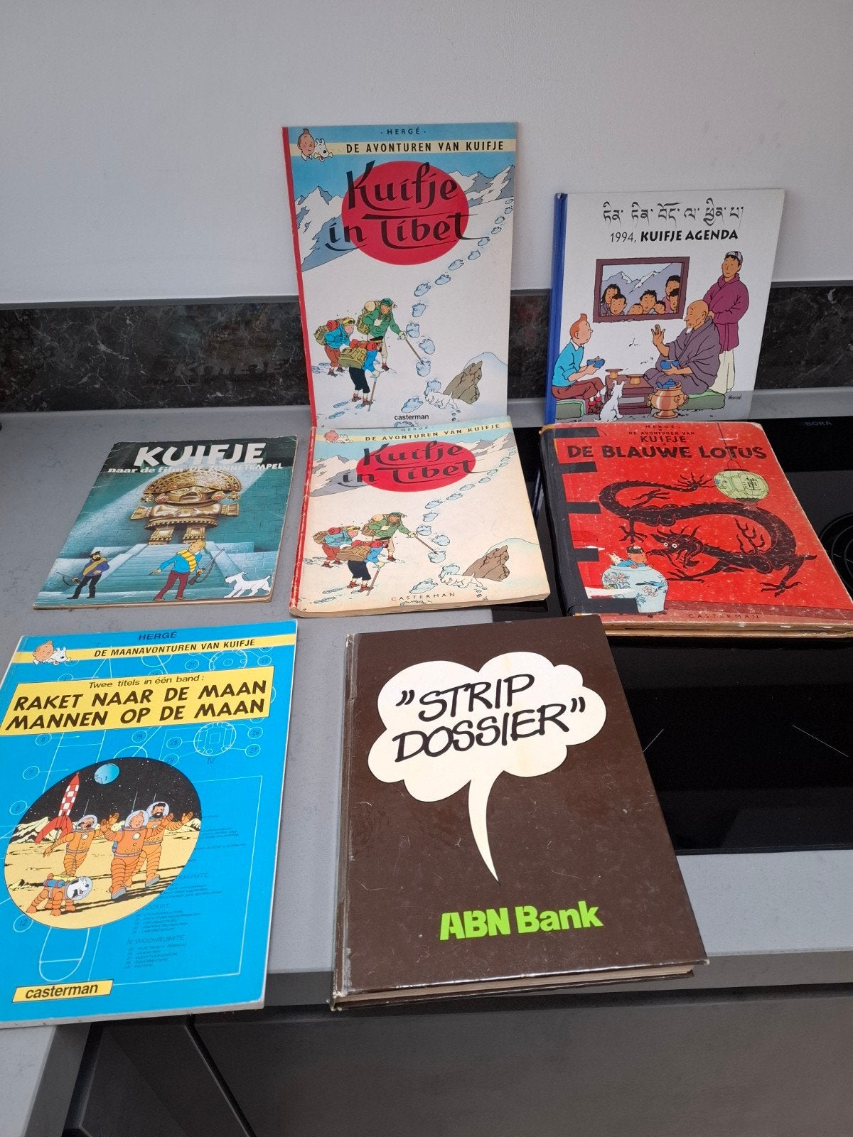 Div Kuifje strips, Boeken, Stripboeken, Meerdere stripboeken, Ophalen of Verzenden, Gelezen