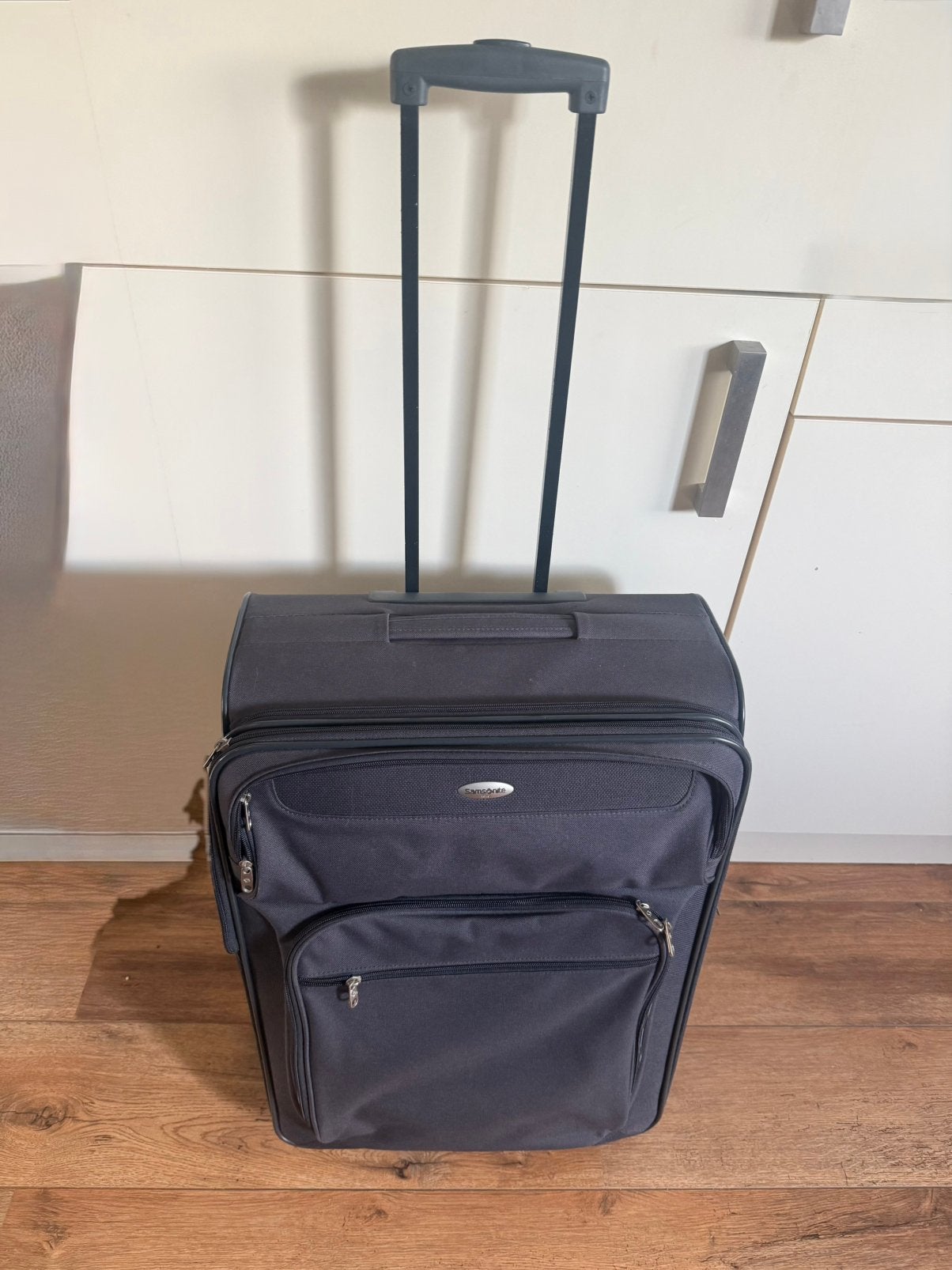 Samsonite expandable stevige, lichtgewicht trolley/ koffer, Sieraden, Tassen en Uiterlijk, 60 tot 70 cm, Uitschuifbare handgreep