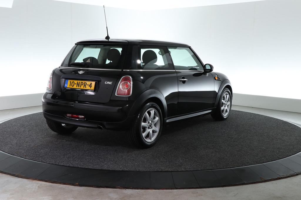 MINI Mini 1.6 One MINIMALIST Business Line | Orig. Nederland, Voorwielaandrijving, Euro 5, Stof, Zwart