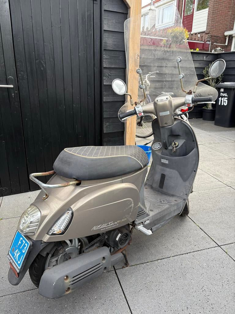 Kymco New Sento Scooter 2012 - 25km/u met opbergruimte, Fietsen en Brommers, Snorfietsen en Snorscooters, Ophalen, Gebruikt, Kymco