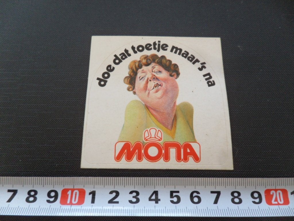 sticker doe dat toetje maar 's na  MONA, Ophalen, Zo goed als nieuw
