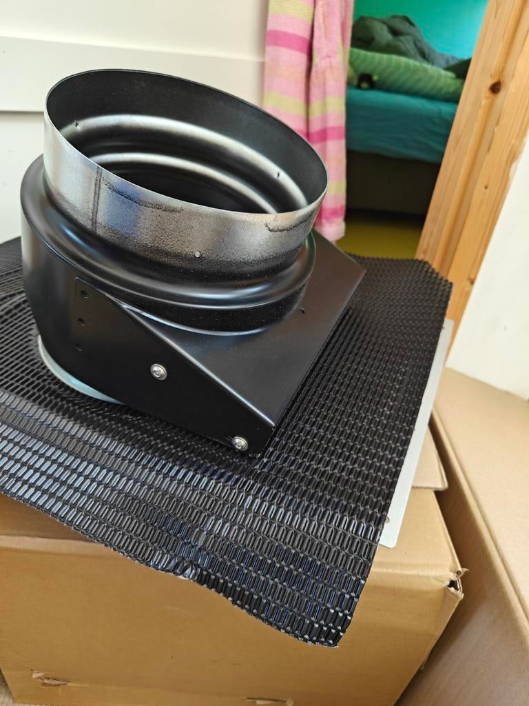 Zehnder 160 mm geïsoleerde dakdoorvoer voor ventilatie., Overige materialen, Zwart, Overige typen, Nieuw
