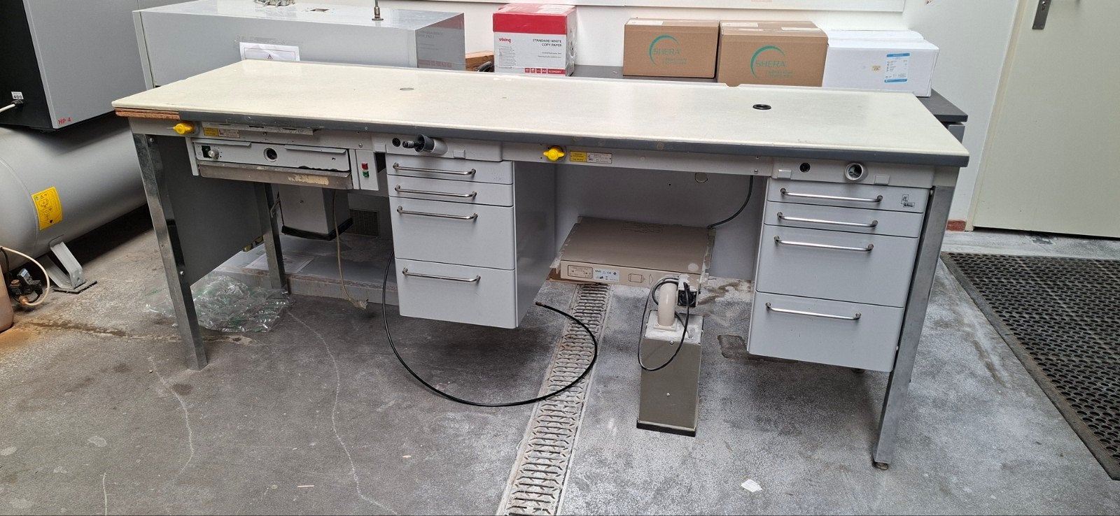 Kavo werktafel tandtechniek 2 persoons, Ophalen, Gebruikt, Minder dan 70 cm