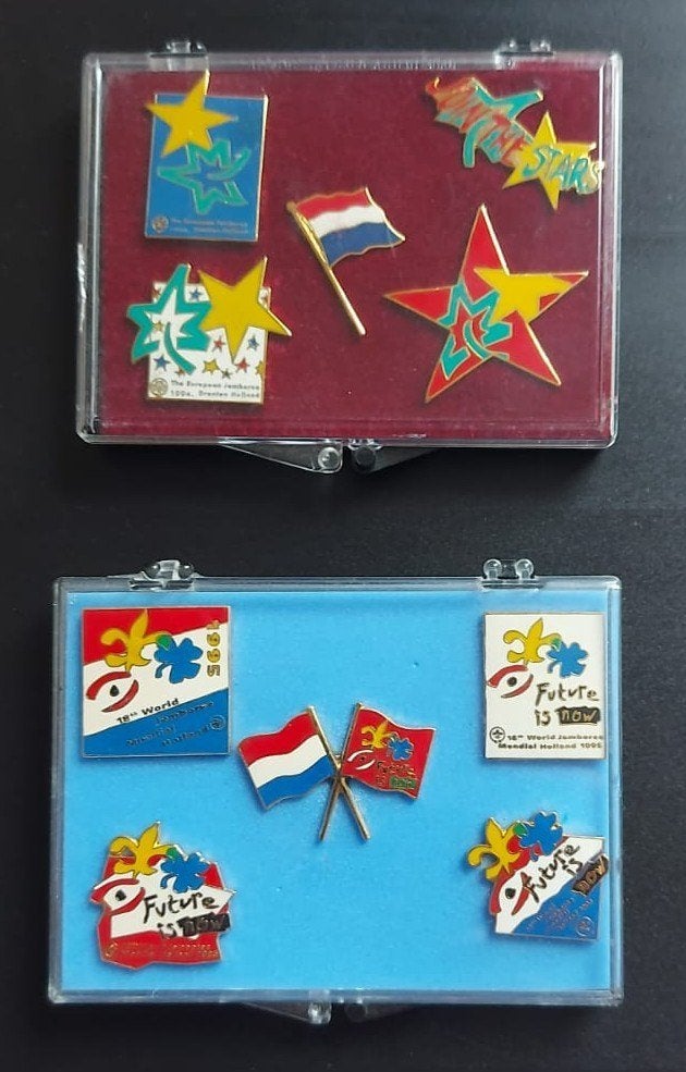 Scouting speldjessets Europese 1994 en Wereld Jamboree 1995, Ophalen of Verzenden, Nieuw, Embleem, Speld of Insigne