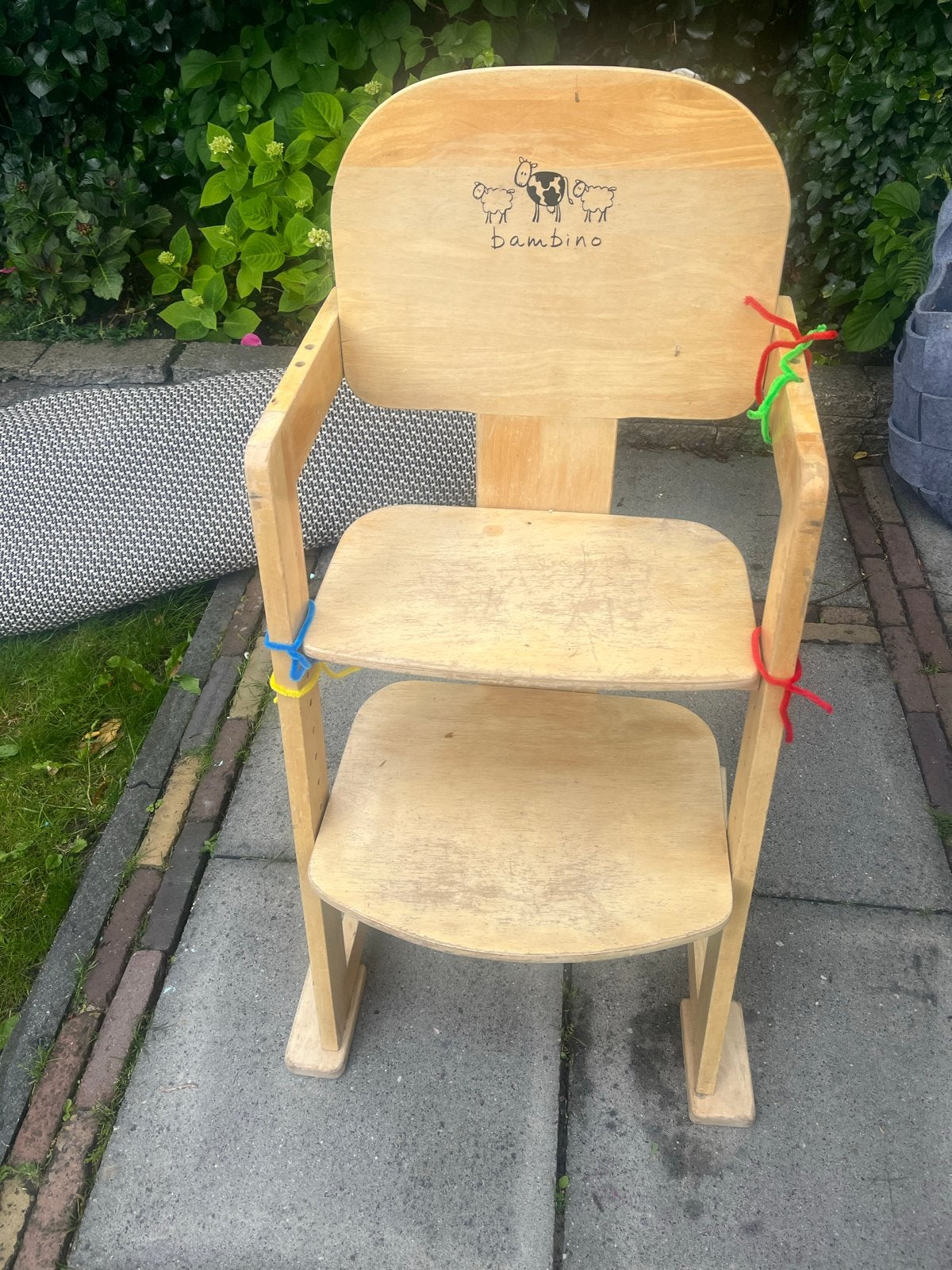 Gratis Bambino meegroeistoel - Houten kinderstoel, Ophalen, Gebruikt, Meegroeistoel, Aanschuifbaar