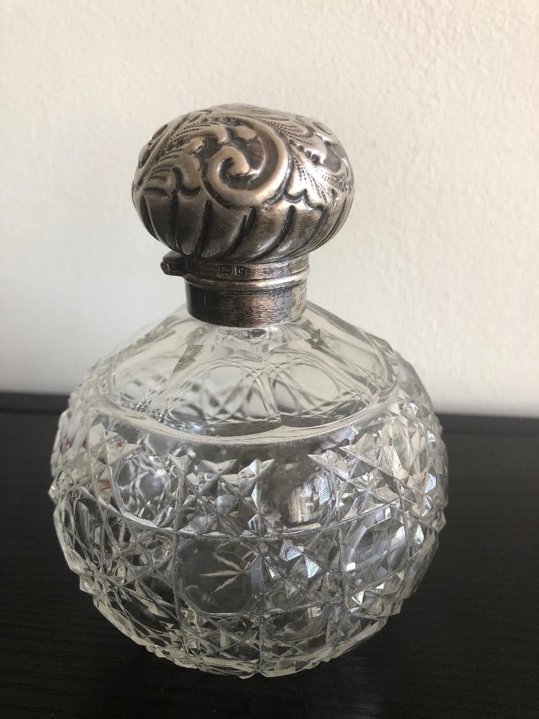 antiek kristal parfum flesje met zilveren dop, Ophalen
