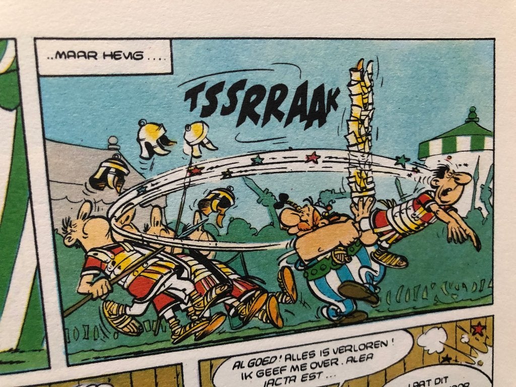 strip Asterix - luxe bundeling met 4 verhalen -nr 1 (1979), Boeken, Meerdere stripboeken, Ophalen of Verzenden, Zo goed als nieuw