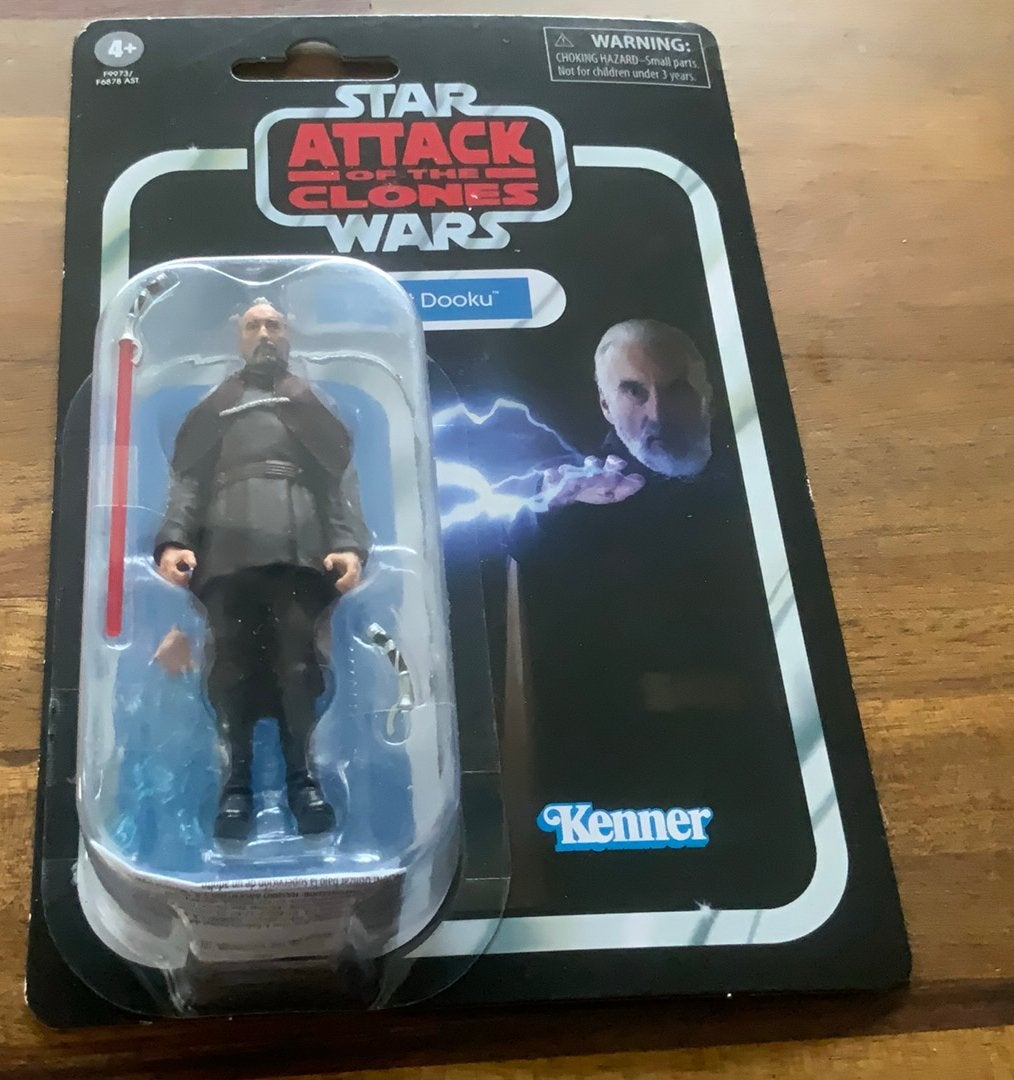 STAR WARS ATTACK OF THE CLONES COUNT DOOKU FIGUUR DISNEY, Verzenden, Nieuw, Actiefiguurtje