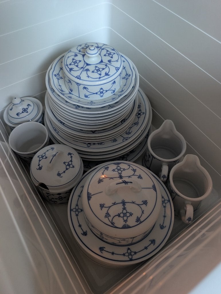 Jaeger Blau Saks Servies, Ophalen