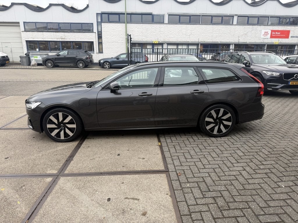 Volvo V90 T8 AWD UItra Dark | Heads-up Display | Trekhaak |, Auto's, Dealer onderhouden, Euro 6, 4 cilinders, 1969 cc