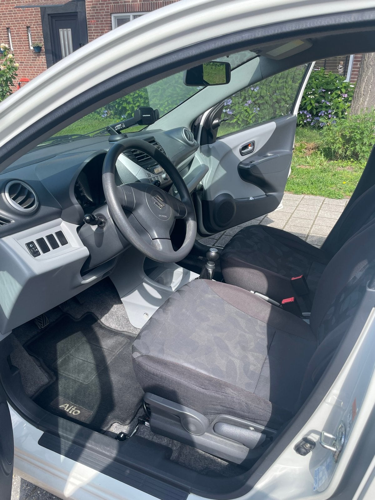 Suzuki Alto 1.0 2012 Wit, Voorwielaandrijving, Stof, 200 kg, 4 stoelen