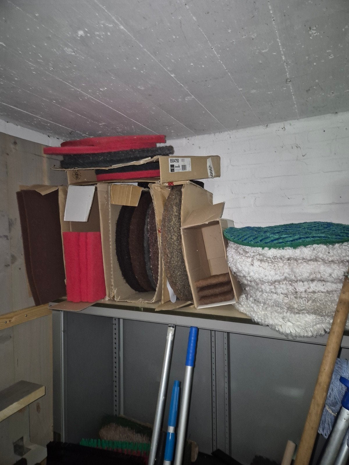 Diverse nieuwe en gebruikte pads voor schrobmachines, Ophalen, Nieuw, Schrobmachine