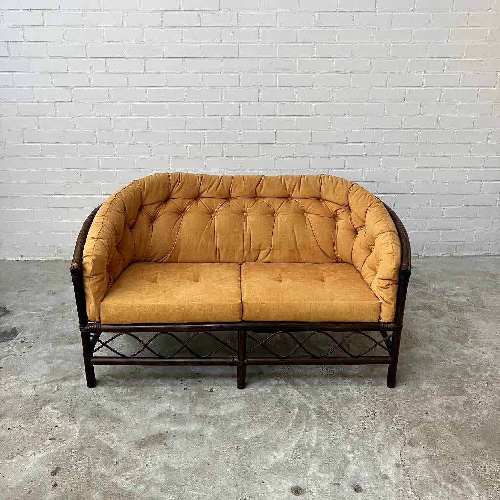 Vintage rotan bank tuinbank Manou meubel, Huis en Inrichting, Banken | Bankstellen, Ophalen, Gebruikt, Tweepersoons, 75 tot 100 cm