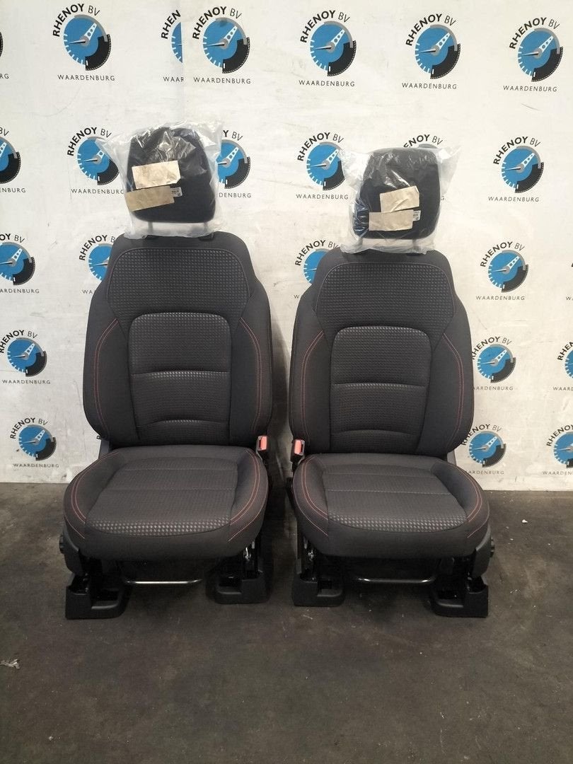 FORD KUGA DFK ST LIINE  INTERIEUR COMPLEET 2023, Auto-onderdelen, Interieur en Bekleding, Ophalen of Verzenden, Gebruikt, Stiba lid
