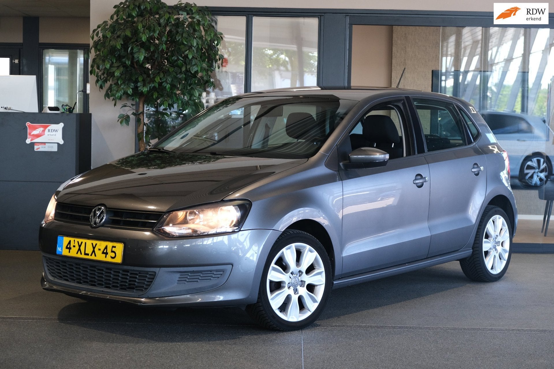 Volkswagen Polo 1.4-16V Trendline Cruise control Climate Pdc, Voorwielaandrijving, 4 cilinders, Automatische klimaatregeling, Bedrijf