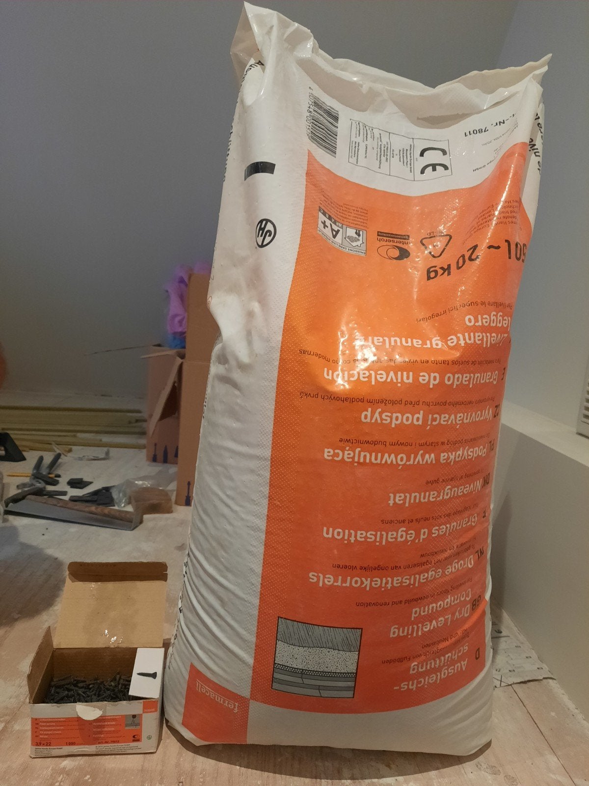 Droge egalisatiekorrels+snelbouwschroeven Fermacell, Ophalen, Nieuw, Overige materialen