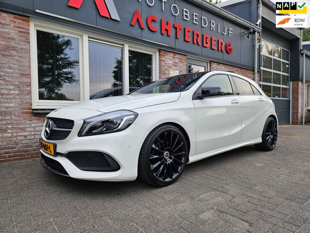 Mercedes-Benz A-klasse 160 Sport Edition Panorama/Schuifdak!, Gebruikt, 4 cilinders, Wit, Bedrijf