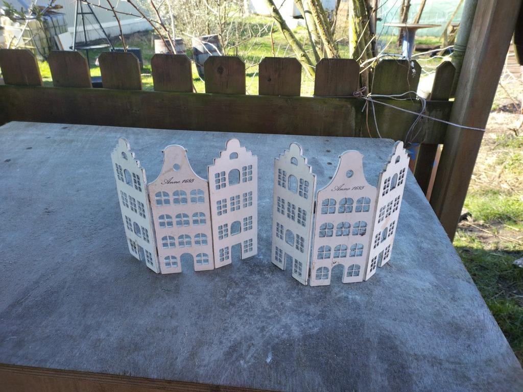 leuke huisjes, Huis en Inrichting, Woonaccessoires | Kandelaars en Kaarsen, Ophalen of Verzenden, Overige materialen, Minder dan 25 cm