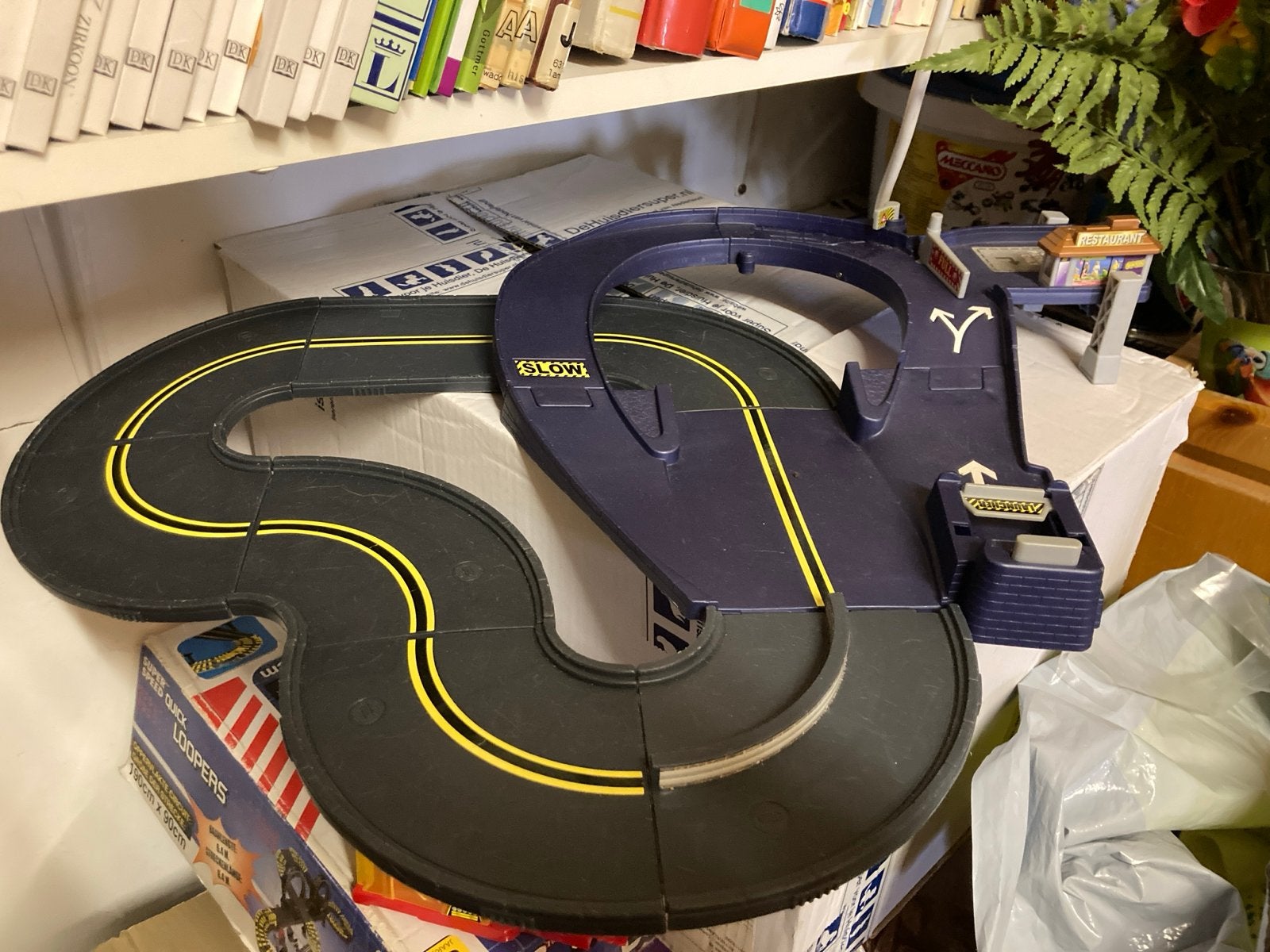 Kleine auto/hotwheels Racebaan, Tyco, Ophalen of Verzenden, Elektrisch, Racebaan
