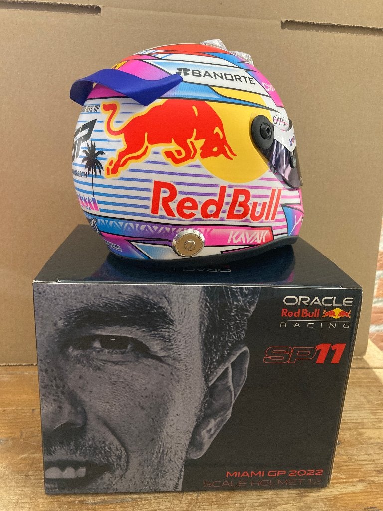 Sergio Perez 1:2 helm 2022 Miami GP Red Bull Schuberth, Verzamelen, Ophalen of Verzenden, Nieuw, Formule 1